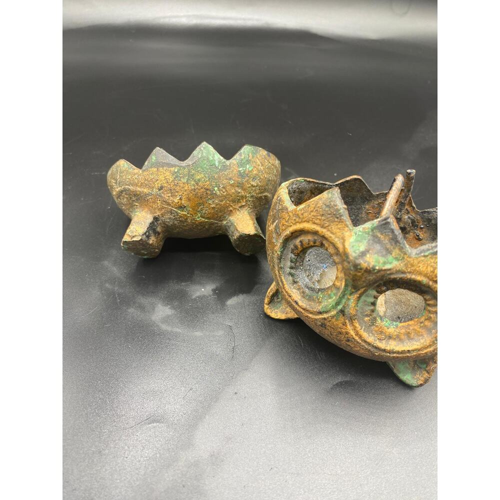 1960s Vintage Japanese Cast Gold Gilt Iron Owl Candle Incense Holder - Picture 4 of 5